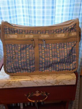 LESPORTSAC | Deluxe Everyday Bag